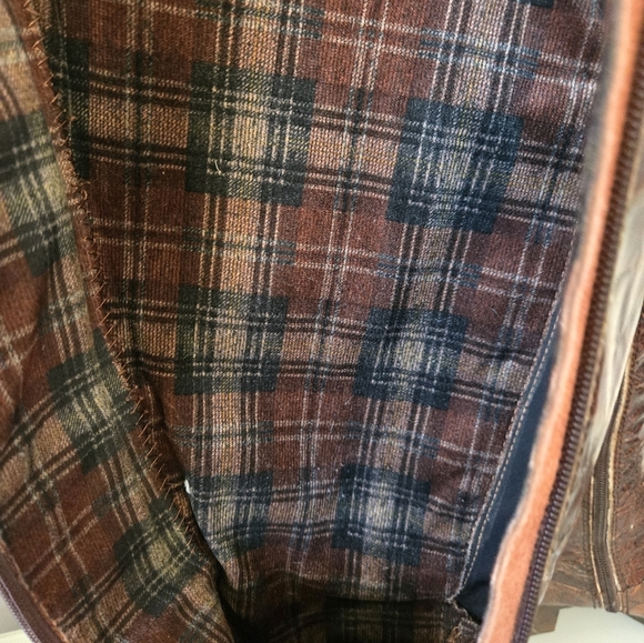 BORN CROWN crinkled brown leather tall boots. Size 6M - Picture 11 of 15